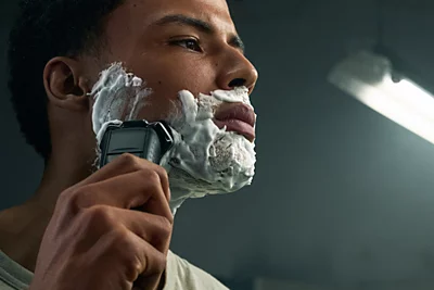 Philips Shaver Series 5000 drėgnojo ir sausojo skutimo elektrinė barzdaskutė S5885/10 (Pažeista pakuotė) aprašymas - Prekės nuotrauka