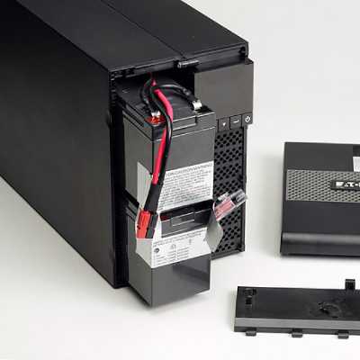„Eaton 5P“ 1150 VA / 770 W, linijinis interaktyvus grynas sinusinis išėjimas, 4 min. esant pilnai apkrovai, 3 metų garantija (2 metai baterijoms)