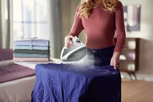Philips 5000 Series Garų lygintuvas DST5010/10 2400 W galia 40 g/min nenutrūkstamas garas 160 g garo pripūtimas SteamGlide Plus