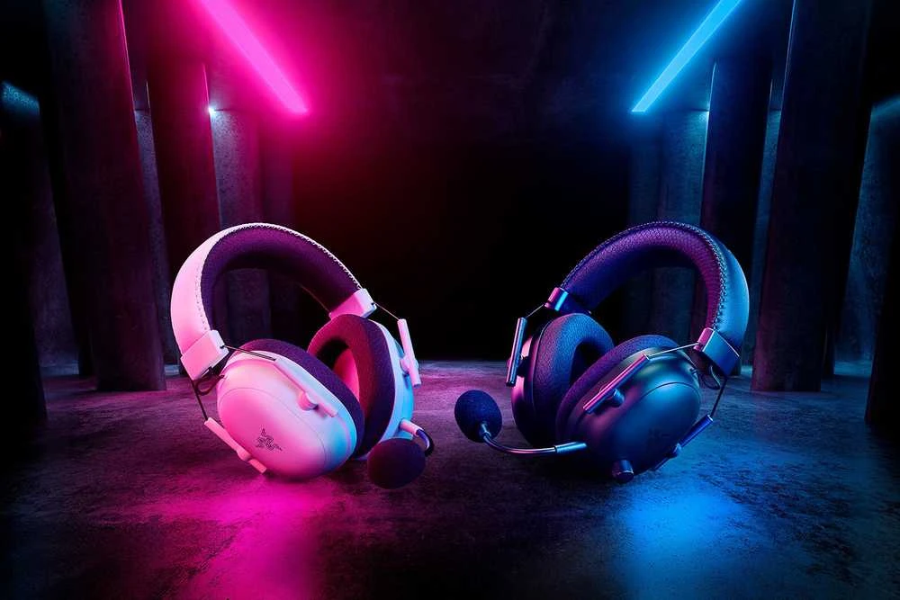 Razer BlackShark V2 Pro ausinės: dviejų spalvų palyginimas