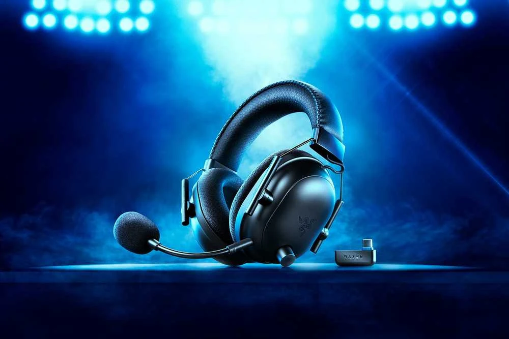 Razer BlackShark V2 Pro ausinės su mikrofonu ir USB siųstuvu