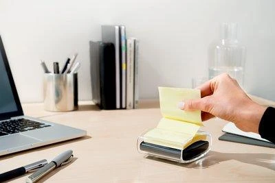 Lipnių lapelių dėklas Post-it Z-Notes PRO, juodos spalvos/skaidrus
