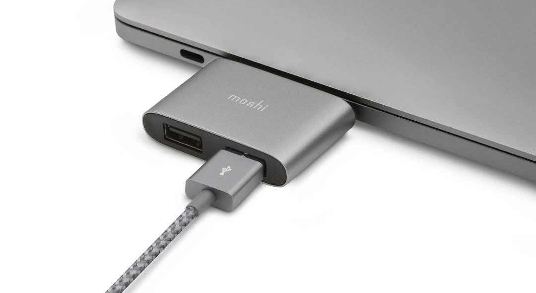 Moshi USB-C į USB-A adapteris su prijungtu laidu