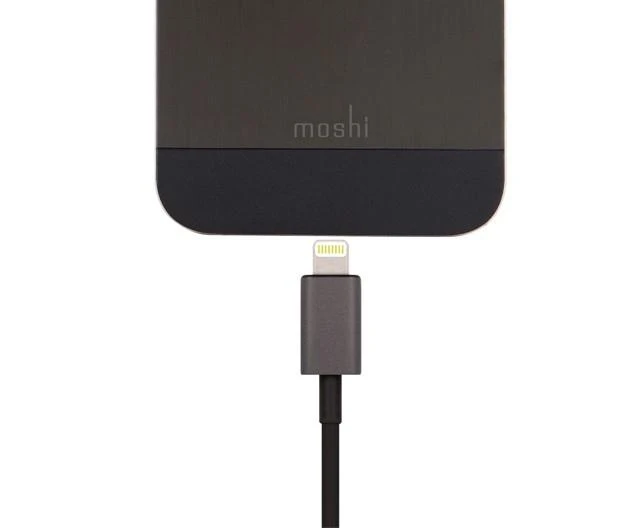 aevoe moshi Lightning - USB - 1 m - Lightning - USB A - Juodas - Telefonas 5 - iPod touch (5 Gen) - iPod nano (7 Gen) - iPad (4 Gen) - iPad mini