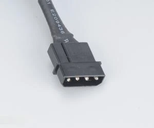 Akasa 4-Pol Molex Extension kabelis – 30cm juodos spalvos