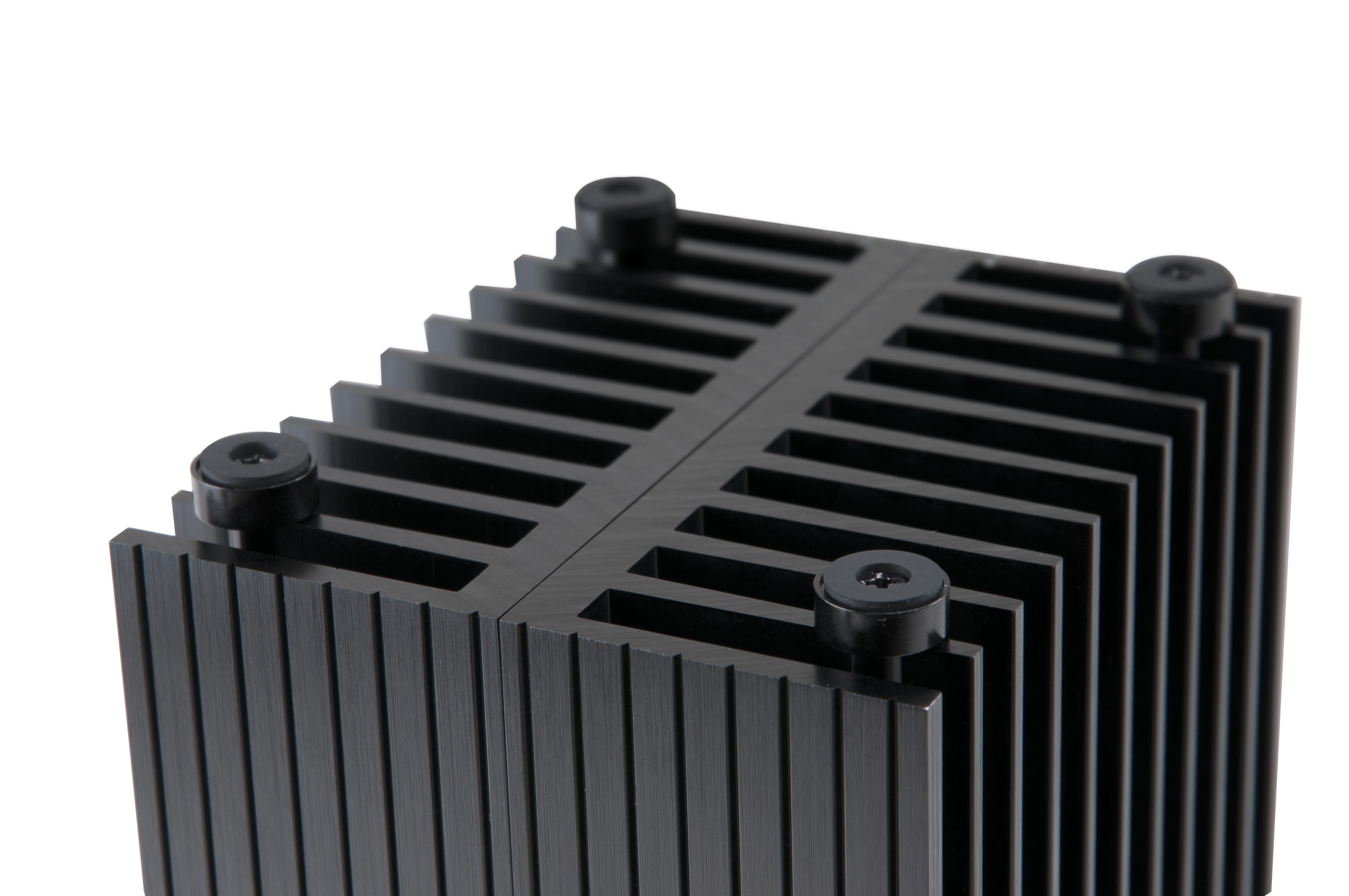 Akasa Turing Fanless obudowa UCFF (Intel NUC), OEM – juoda