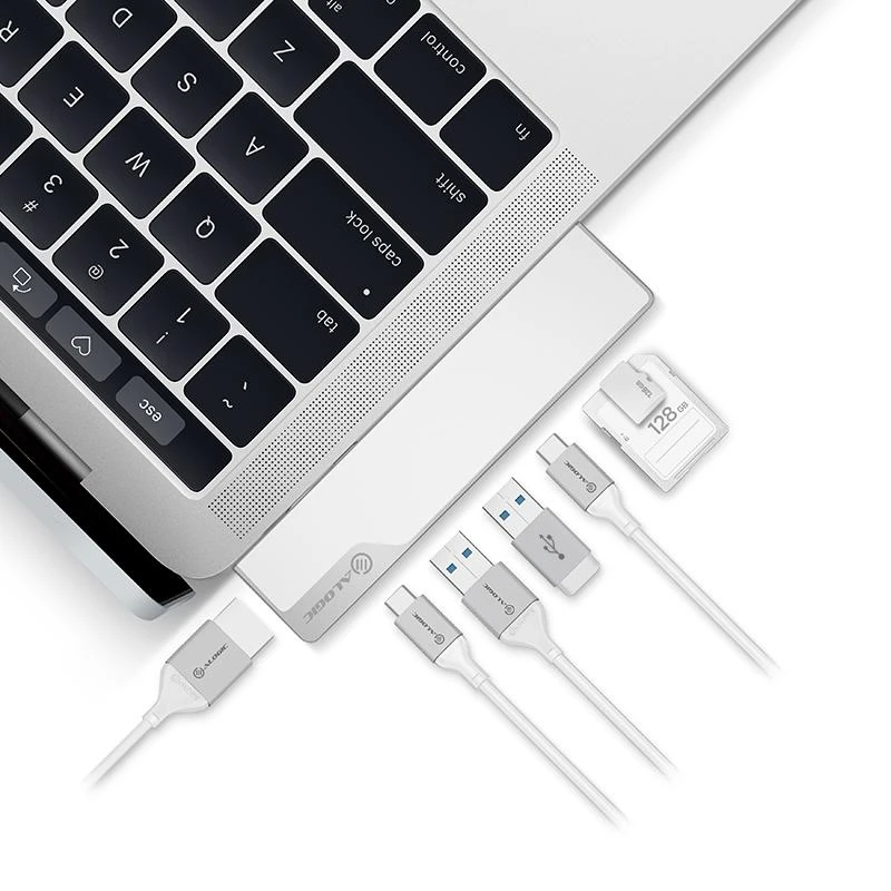 Alogic Ultra Dock Nano su prijungta įranga
