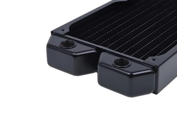 Alphacool NexXxoS ST30 visiškai varinis 240 mm radiatorius