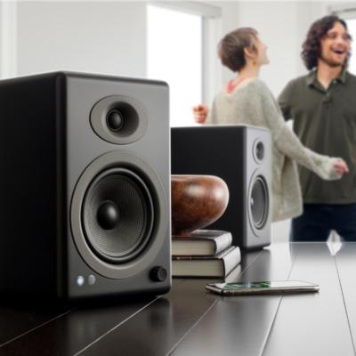 AudioEngine A5+ BT 100 W garso kolonėlės, 2 vnt. Juodos