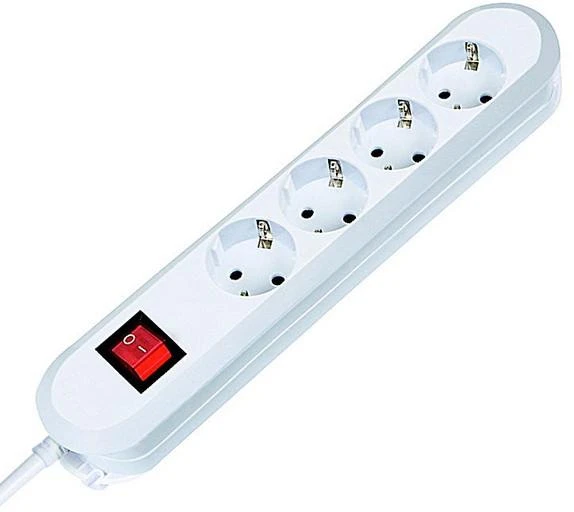 Bachmann lizdų juosta SMART 4 krypčių, balta 1,5 m, su jungikliu