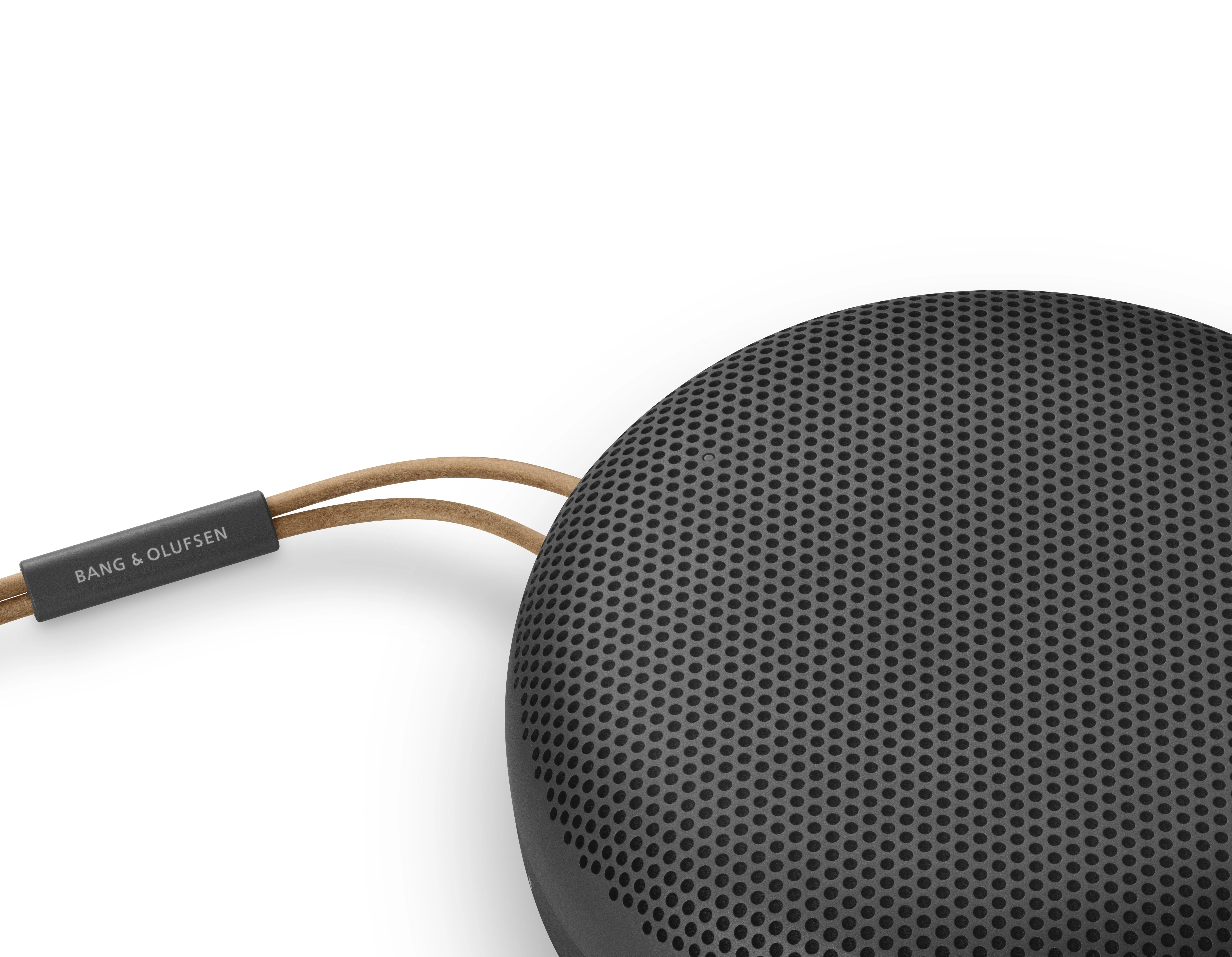 Bang & Olufsen Beosound A1 2nd Gen Nešiojama belaidė Bluetooth kolonėlė su balso asistentu, Juodos antracito spalvos