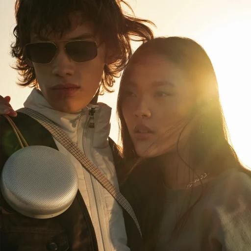 Bang & Olufsen Beosound A1 2nd Gen Nešiojama belaidė Bluetooth kolonėlė su balso asistentu, Pilka