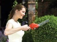 Black & Decker Akumuliatorinės gyvatvorių žirklės GSL300