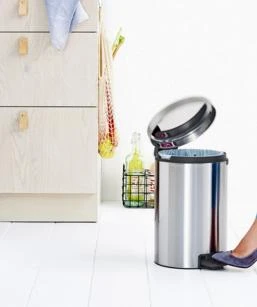 Šiukšliadėžė Brabantia 12 L, 11 20 41 satino