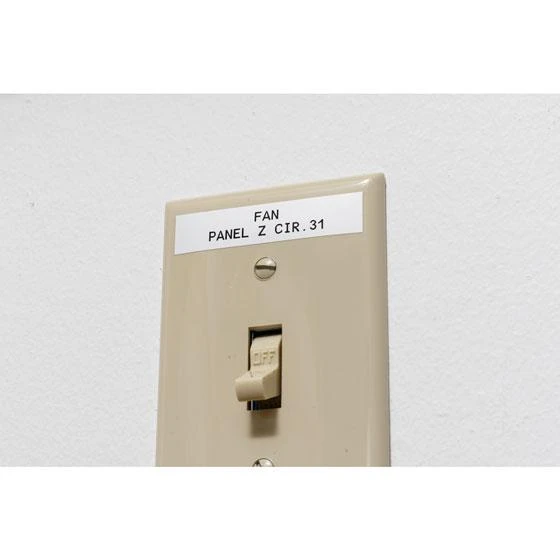 Brady Juoda baltame 6,4 m x 9,53mm