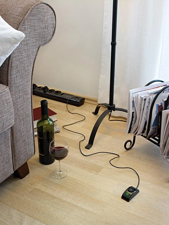 Buitinis ilgintuvas BRENNENSTUHL, 7 lizdų, 2 m, su jungikliu