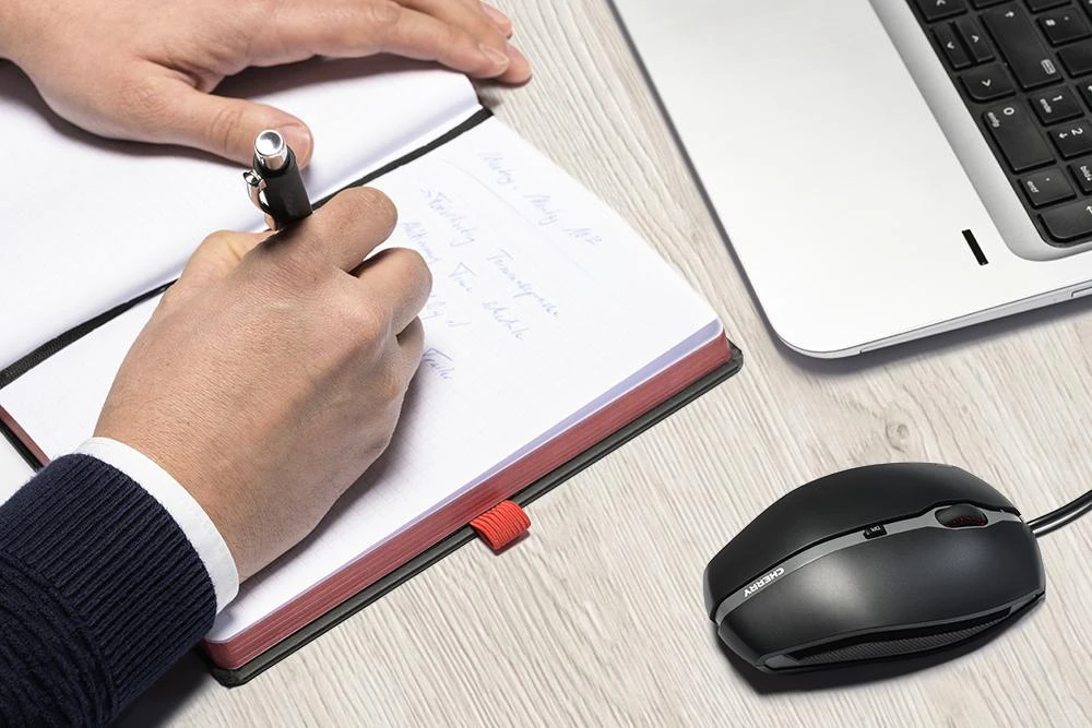 CHERRY GENTIX 4K kompiuterio optinė pelė USB 3600 DPI Abiems rankoms