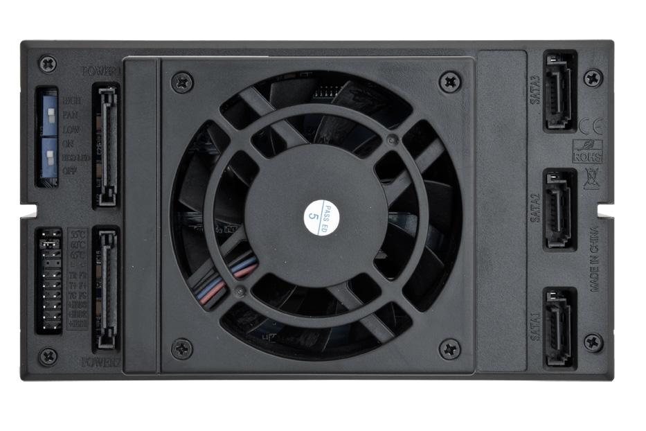 CHIEFTEC 2x5,25 skyriai 3 SAS/SATA HDD