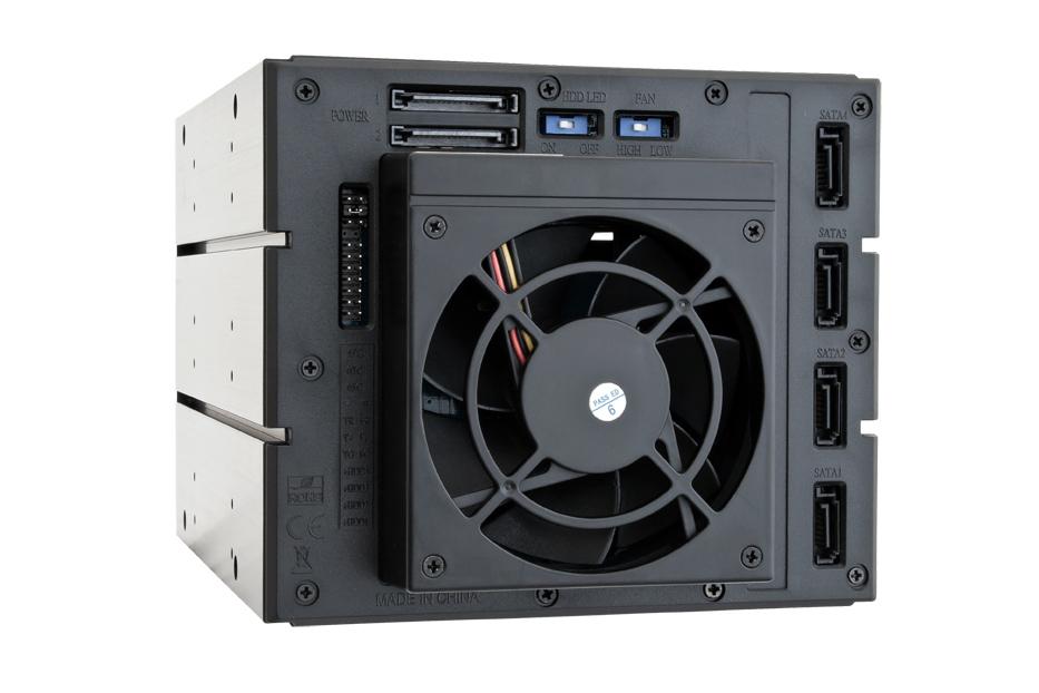 Kietasis diskas CHIEFTEC 3x5,25 skyriai 4 SAS/SATA HDD