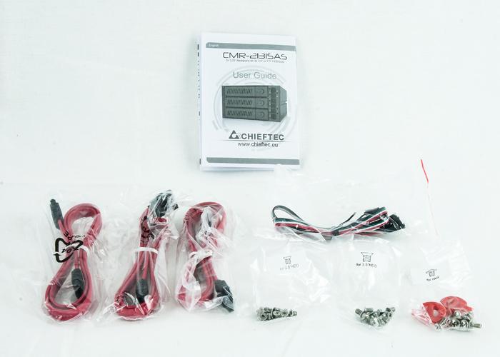 CHIEFTEC 3x5,25 skyriai 4 SAS/SATA HDD