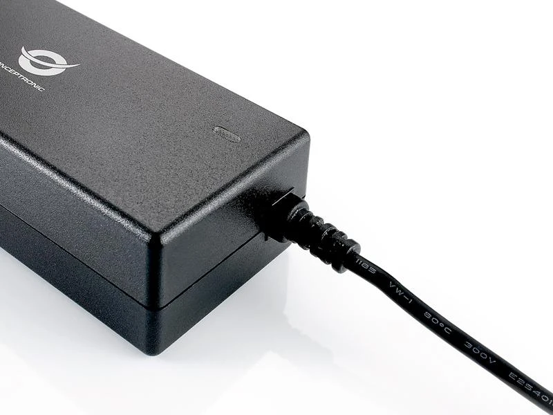 „Conceptronic“ nešiojamojo kompiuterio kintamosios srovės adapteris 65 W, 4 A, 20 V (CNB65)