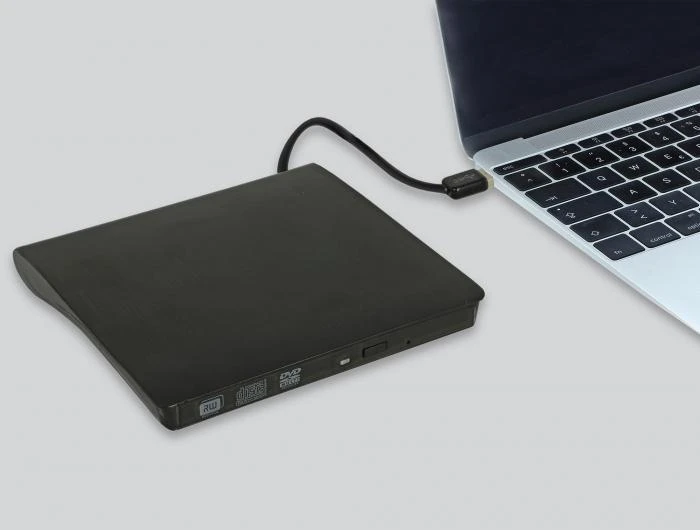 Delock korpusas skirtas 5,25 itin ploniems SATA diskams 9,5 mm iki A tipo USB kištuko