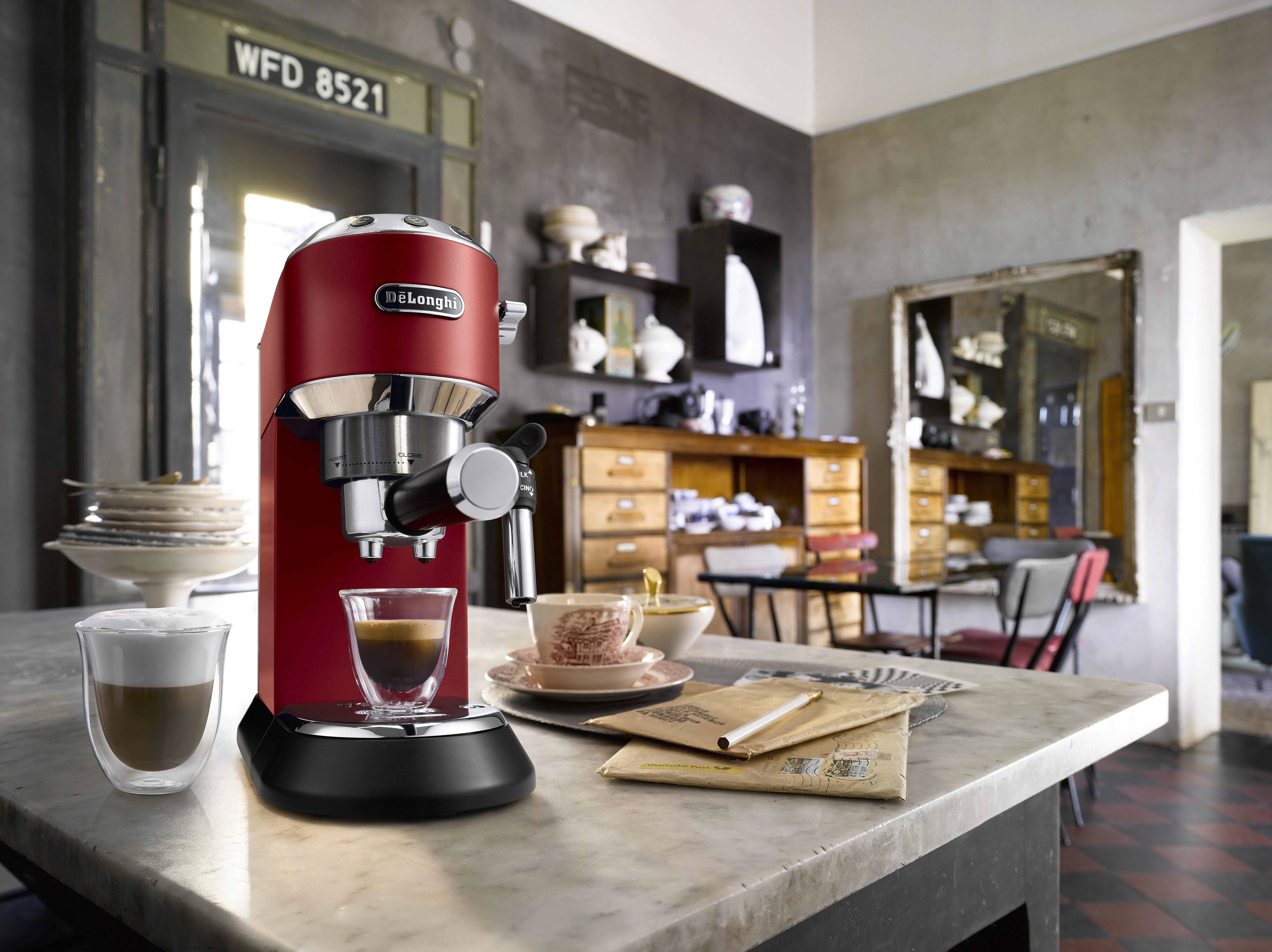DeLonghi kavos aparatas EC 685.R