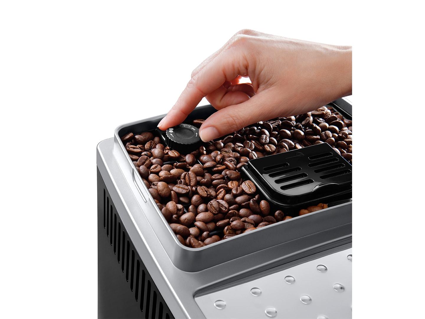 Kavos aparatas DeLonghi ECAM250.31 SB Magnifica Smart