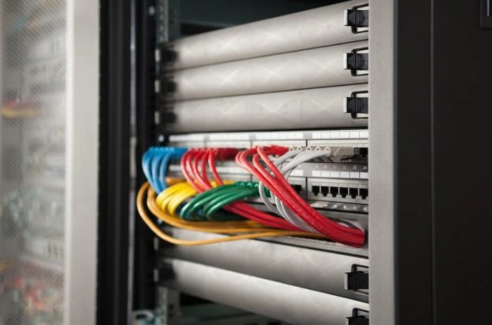 „Digitus 1U“ tuščia plokštė, įspaudžiama, tinklo ir serverių spintoms | DN-97651