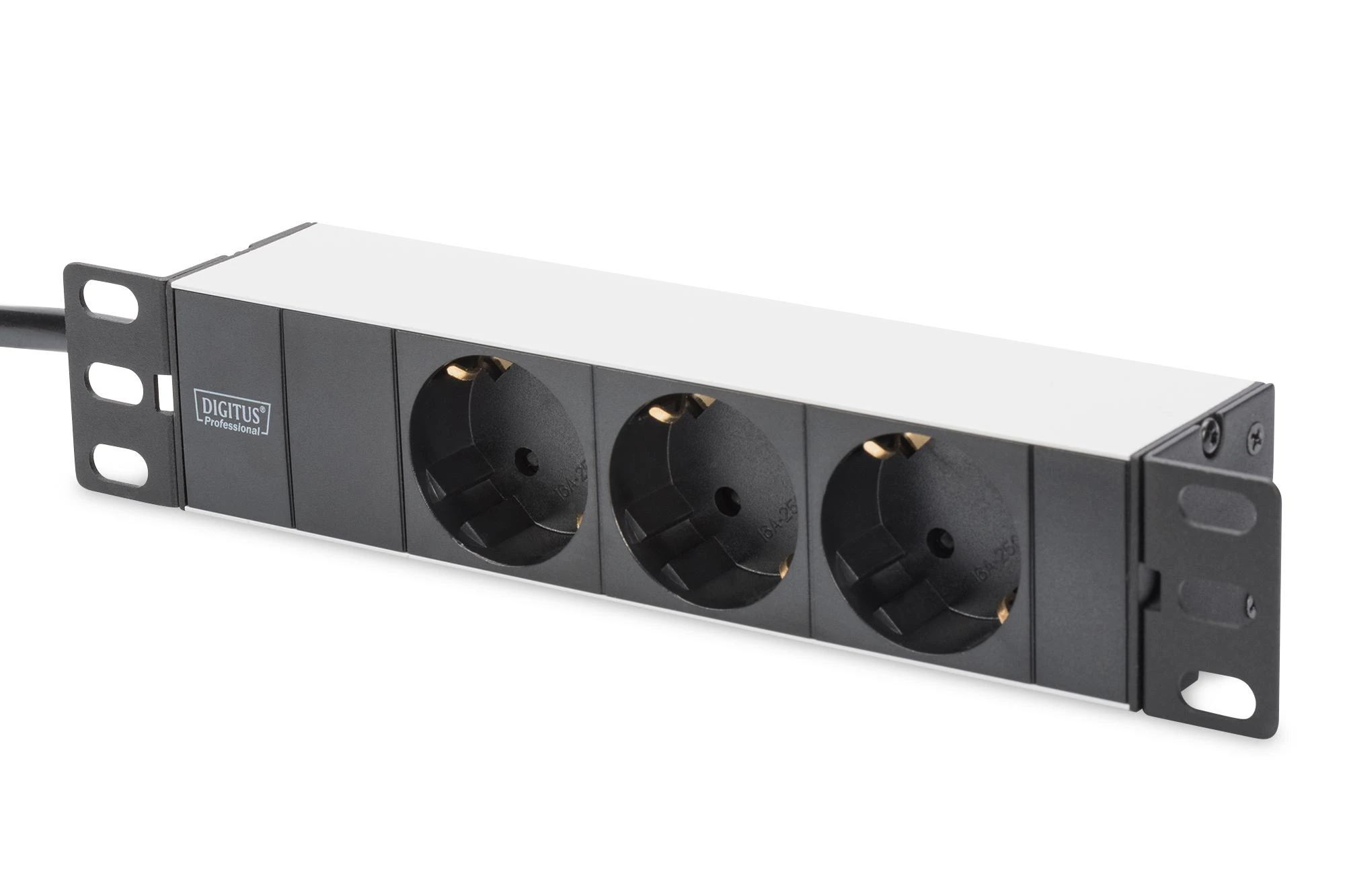 Assmann Electronic DIGITUS Outlet stripe 3x 10Inch 4000W 16A juodas su montavimo komplektu