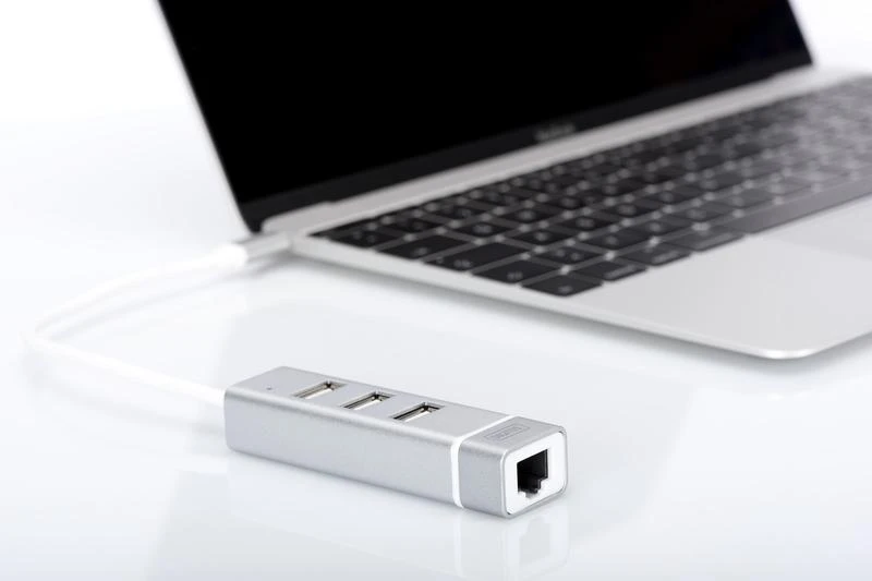 Digitus USB-C šakotuvas su tinklo jungtimi ir kompiuteriu