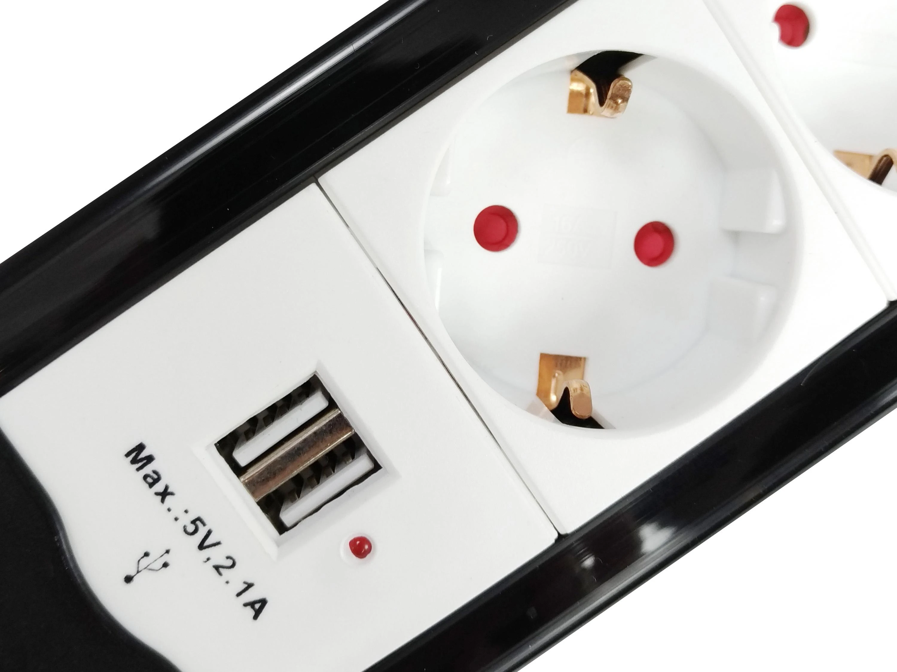Equip Steckdosenleiste 4-fach Schuko 1.5m mit 2xUSB+Schalter