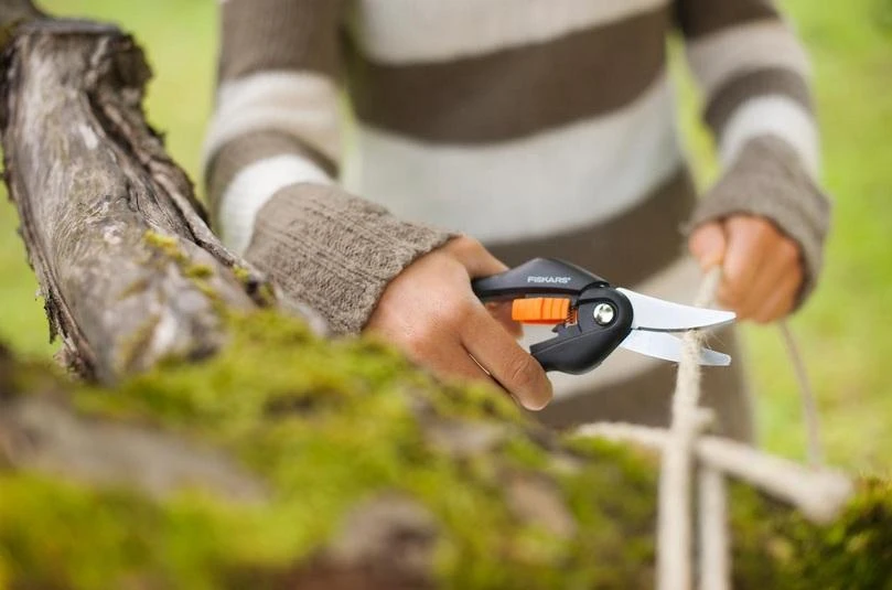 Fiskars SingleStep™ Kirpiklis 1000570