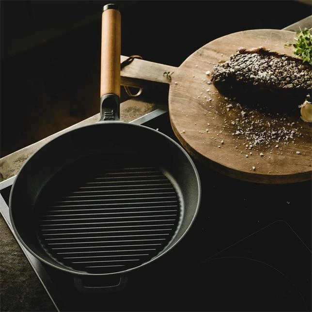 Fiskars Norden ketaus keptuvė (grill), 26 cm