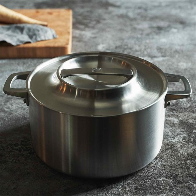 Fiskars Norden steel puodas 5,0 L (nerūdijantis plienas)