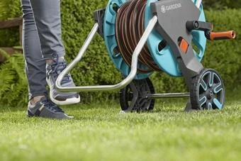 Gardena „CleverRoll M“ žarnos vežimėlis, rinkinys