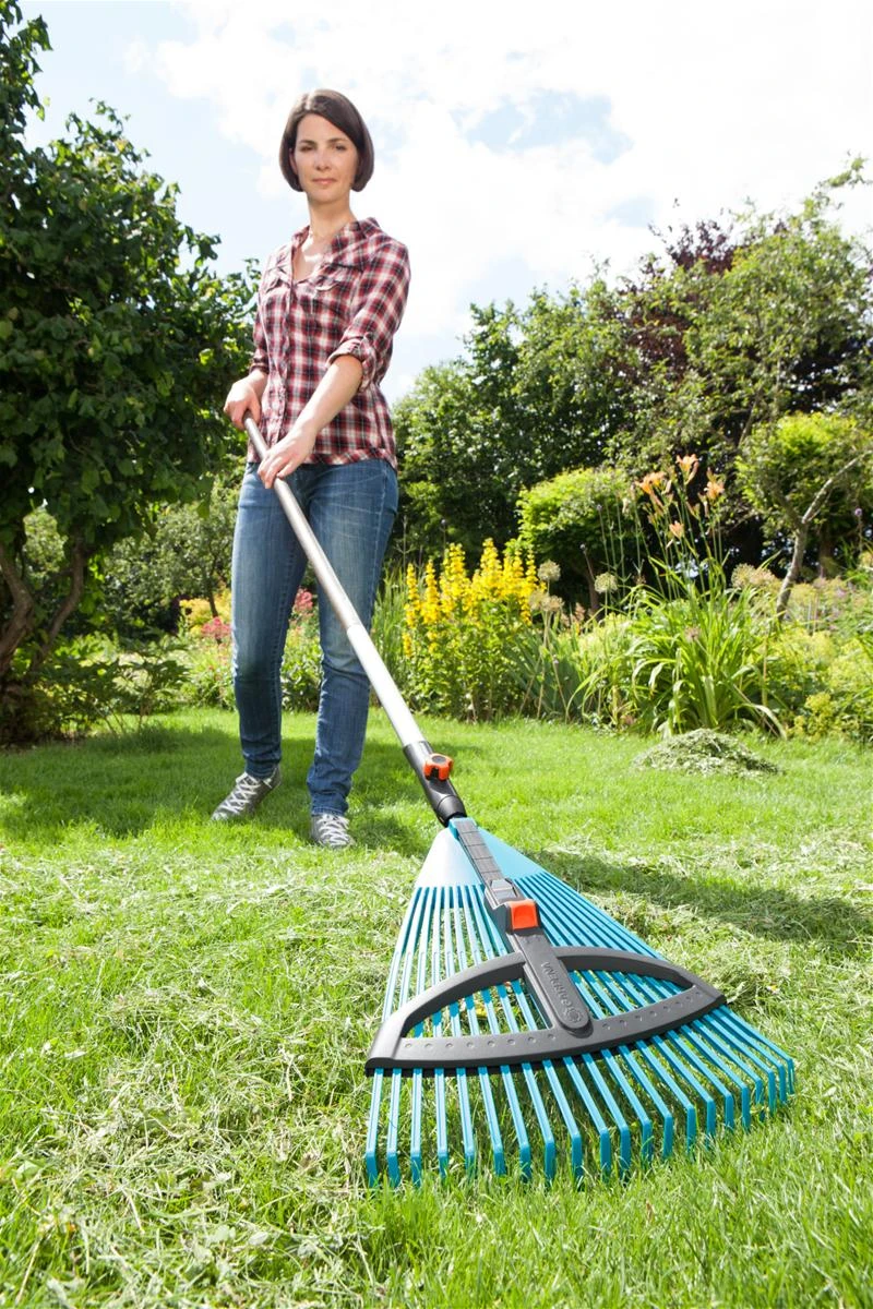 Gardena combisystem reguliuojamasis plastikinis grėblys