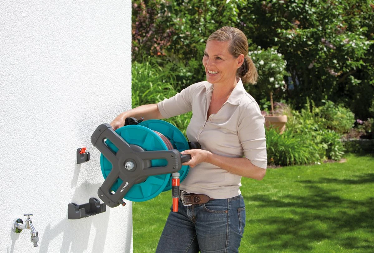Gardena Classic prie sienos tvirtinamų žarnų ritės 50 rinkinys