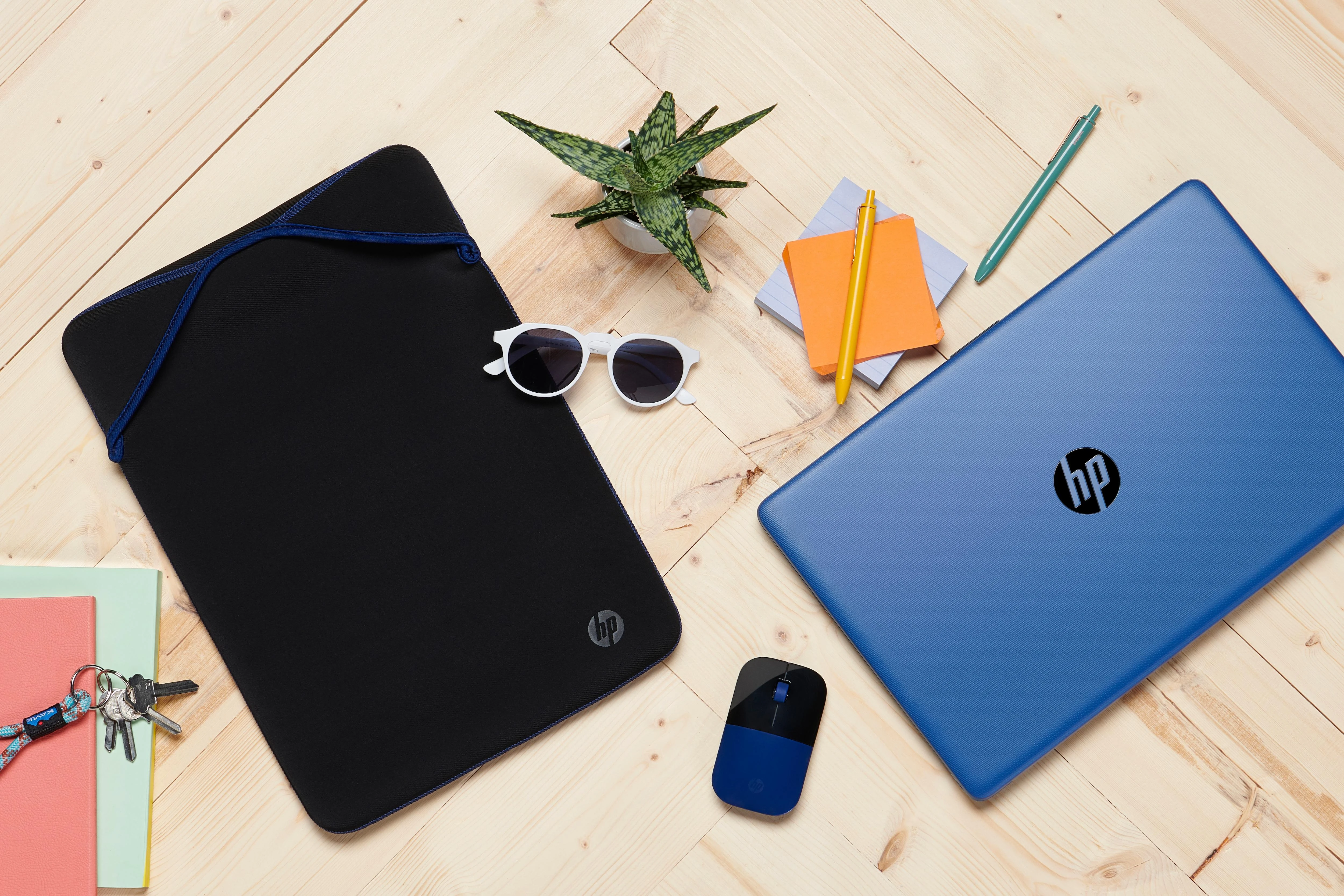 Hewlett Packard (HP) HP 15.6 Reversible Sleeve, Sanitizable - Juodas, Mėlyna