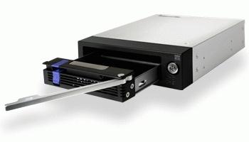 Nezatříděno Icy Dock MB876SK-B 3,5" RAKTAS / Aušintuvas / ALU kišenė