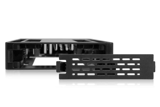 „Icy Dock“ 2,5–3,5 colio disko adapteris (MB882SP-1S-3B)