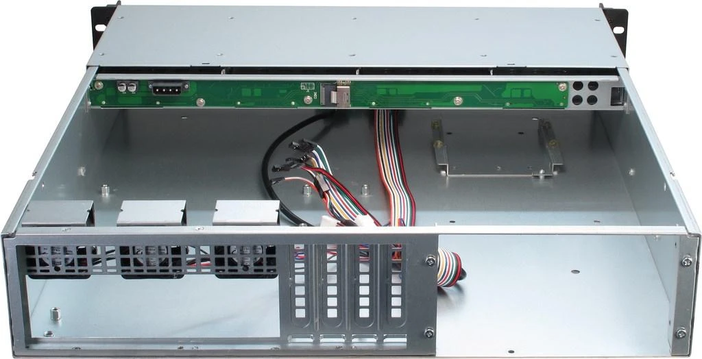 „Inter-Tech“ 48,3 cm IPC 2U-2404L 2HE SAUGYKLĖ USB 2.0 2x