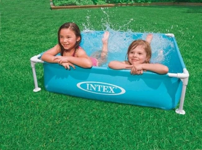 Vaikų baseinas INTEX su besimaudančiomis mergaitėmis