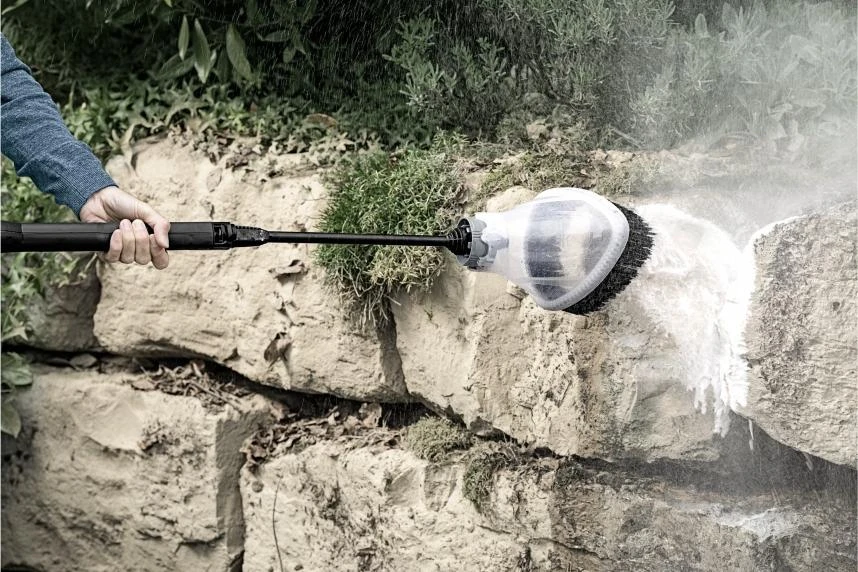 Karcher purškimo apsauga su šepečiu veiksme