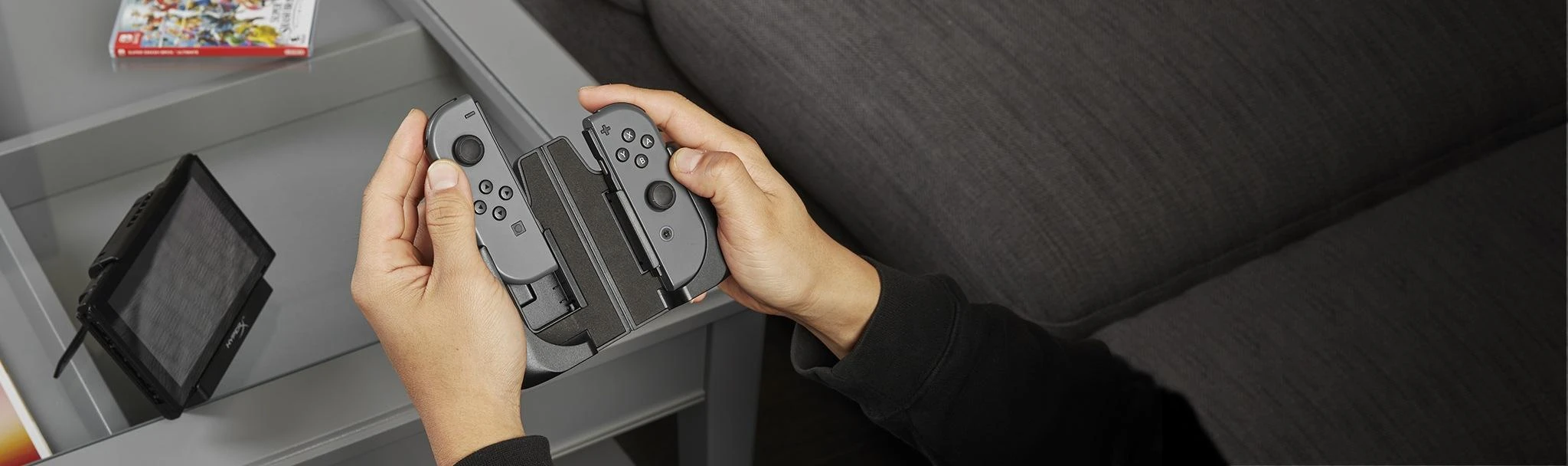 HyperX HX-CPCS-U ChargePlay Clutch - Nintendo Switch Įkrovimo stotelė - prijungiama tiesiogiai per C tipo USB jungtį