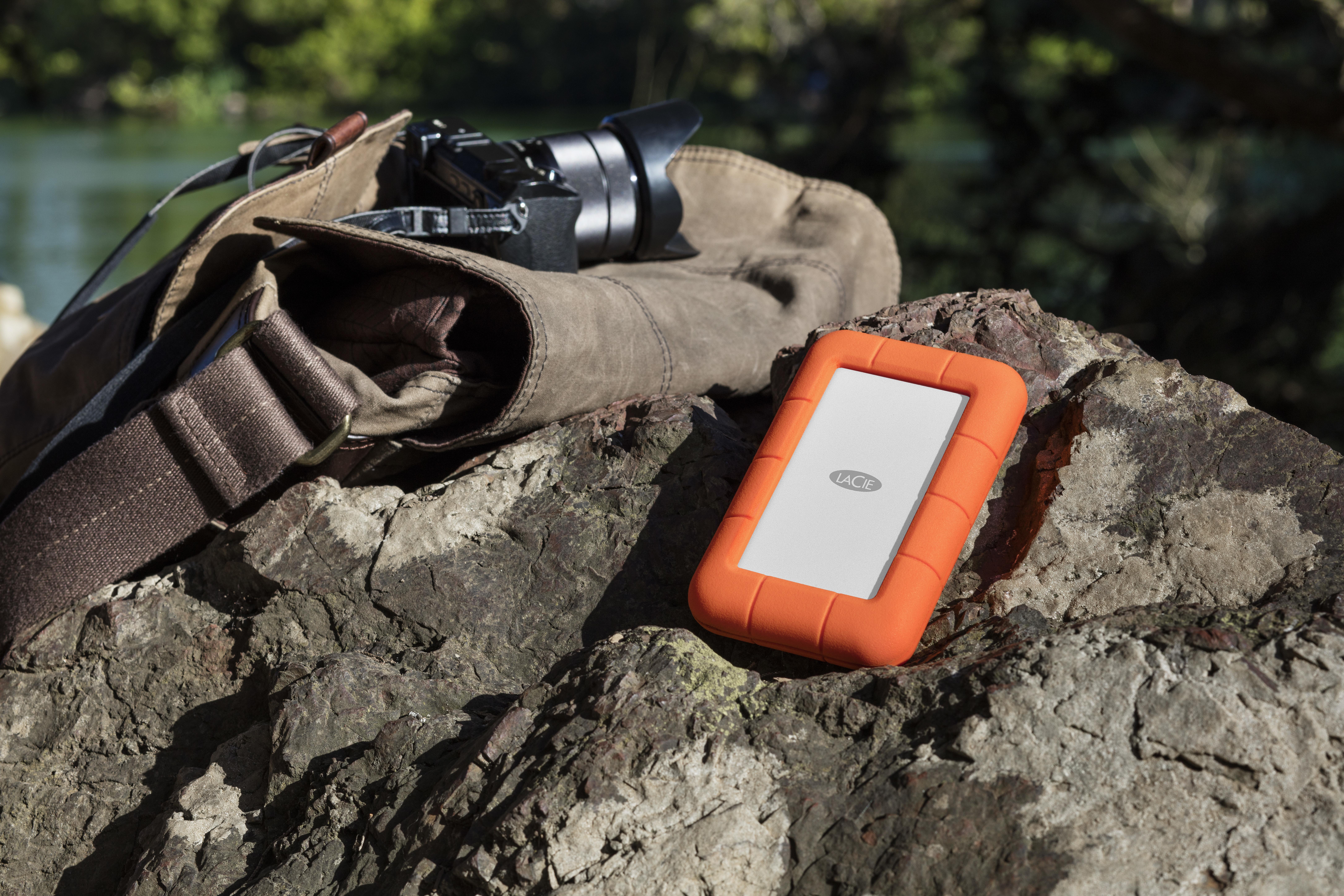 „LaCie Rugged Secure 2 TB“, išorinis kietasis diskas - baltas/oranžinis, USB-C 3.2 Gen 1 (5 Gbit/s)