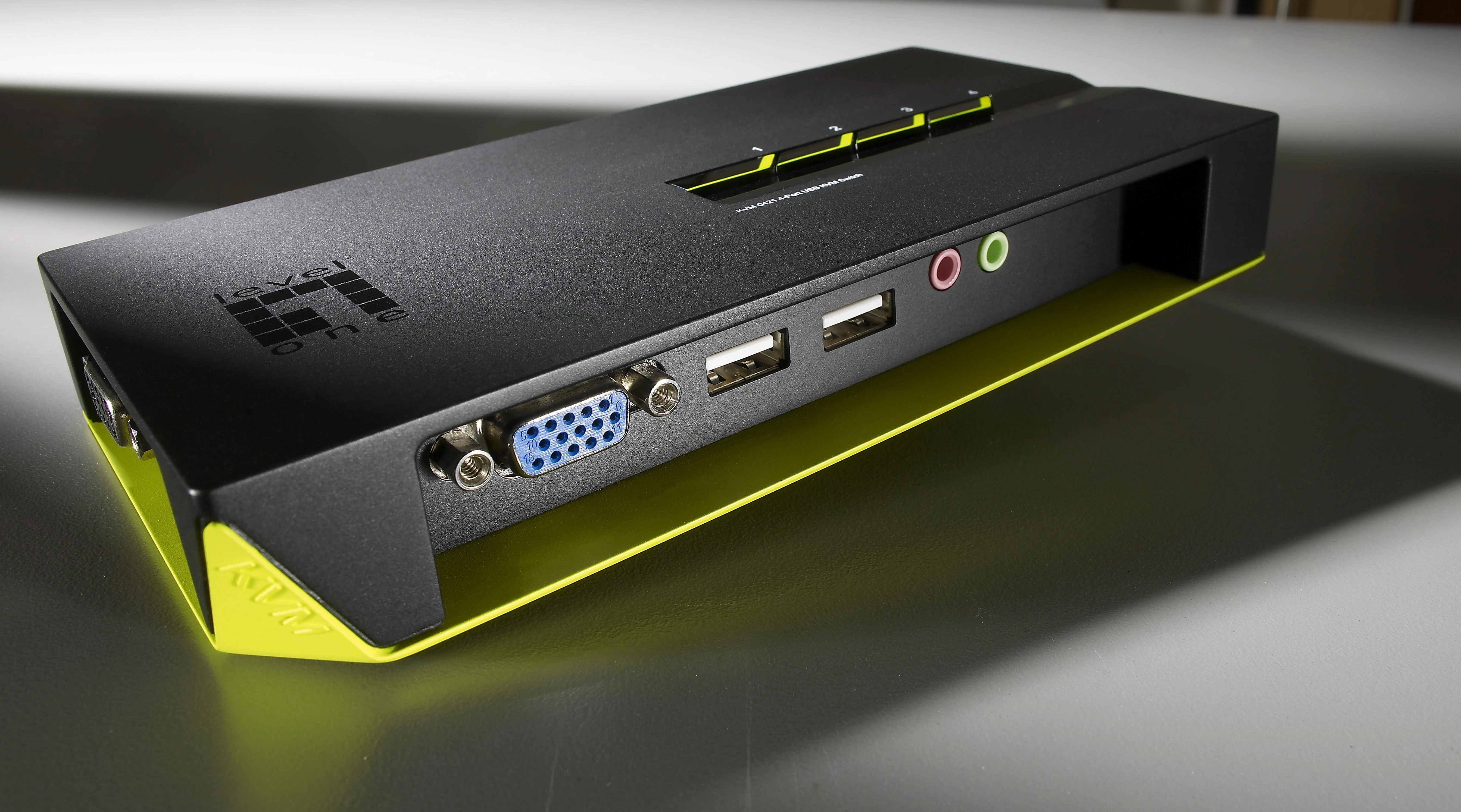 Level One Lenovo LevelOne KVM-0421 KVM jungiklis Juoda, Žalia