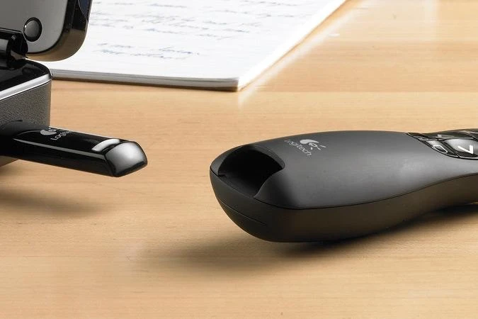 LOGITECH R400 nuotolinio valdymo pultas