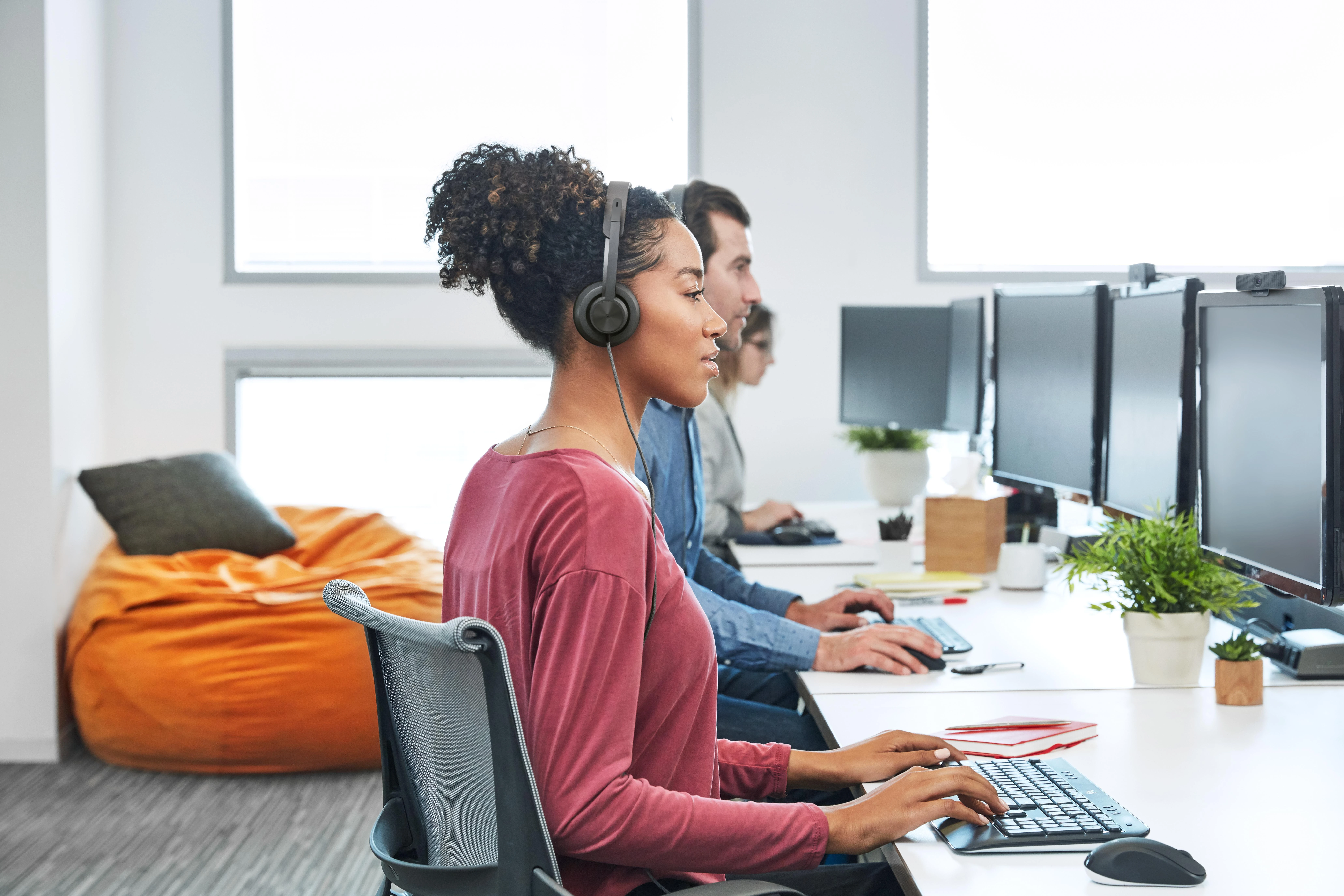 Ausinės Logitech Zone su laidu UC, Tamsiai pilkos