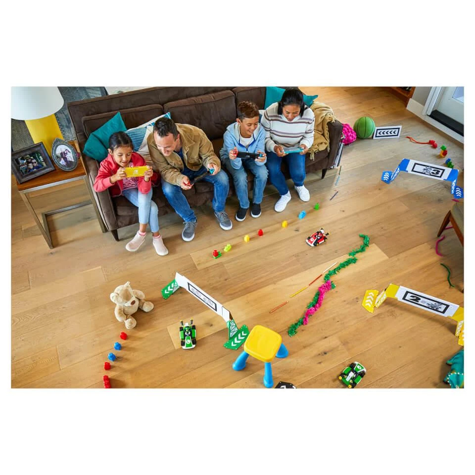 Nintendo Mario Kart Live Home Circuit LUIGI mašinėlės rinkinys